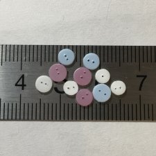 Ещё один быстрый и простой способ сделать маленькие пуговки