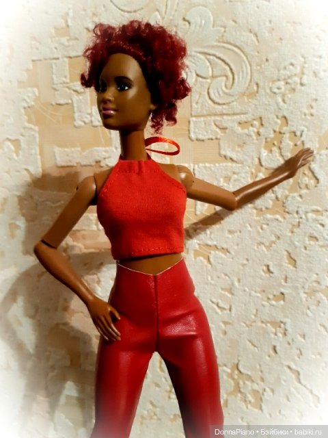 Проще простого. Кожаные брюки для пышек (фото 10)