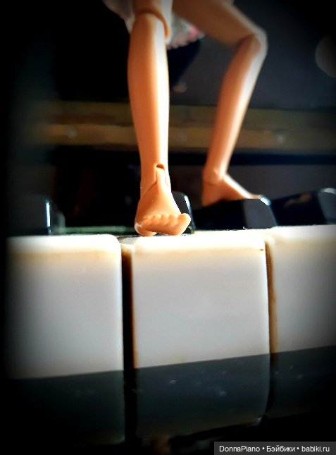 День Фортепиано — Куклы Barbie (Барби): Looks