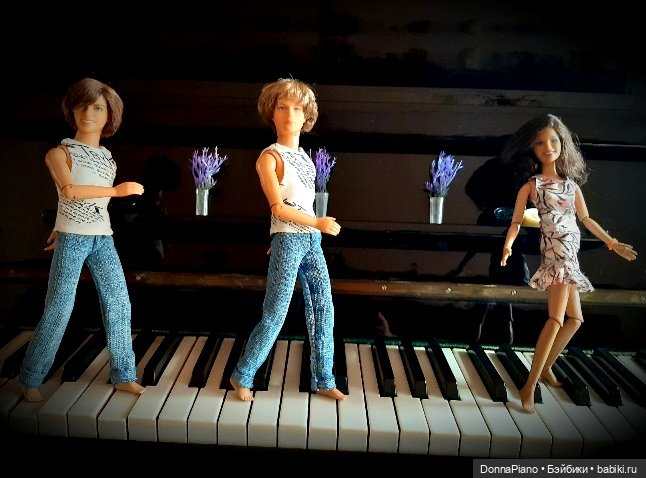 День Фортепиано — Куклы Barbie (Барби): Looks (фото 8)