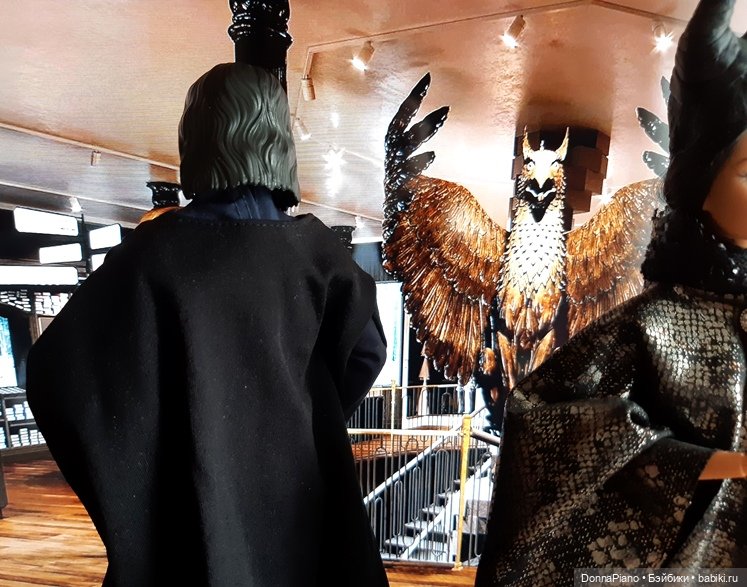 Статуя раздора — Кукольные фотоистории и сериалы: комиксы