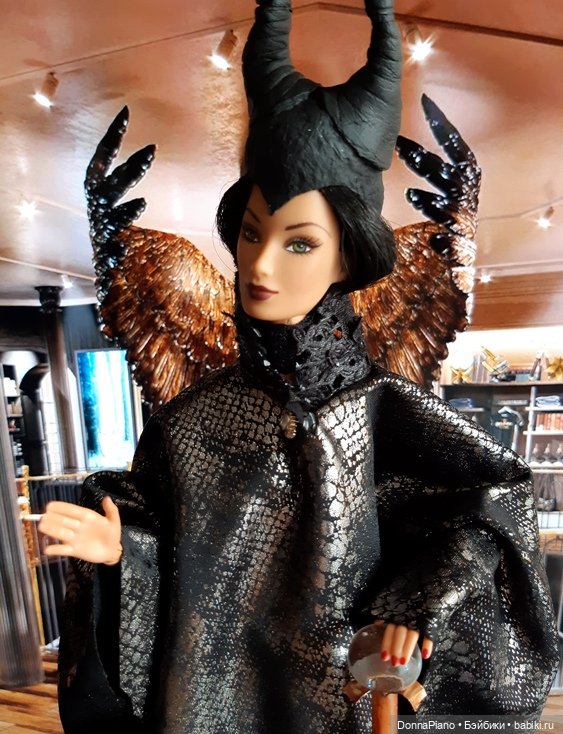 Статуя раздора — Кукольные фотоистории и сериалы: комиксы