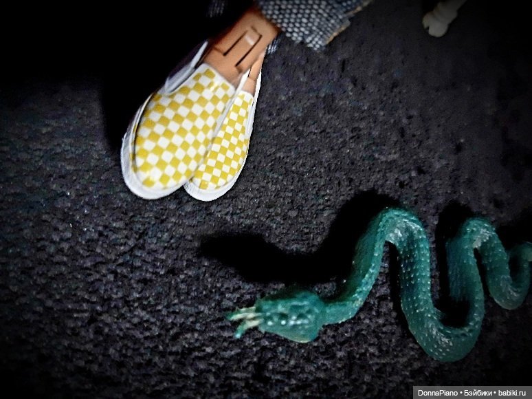 Футарк vs Парселтанг — Кукольные фотоистории и сериалы: комиксы