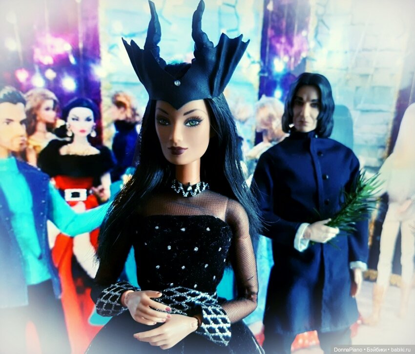 Колючий привет — Кукольные фотоистории и сериалы: комиксы