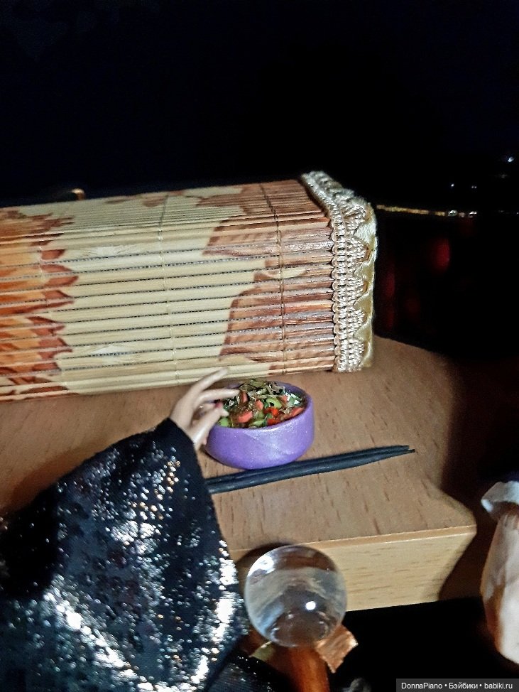 Драконья вечеринка — Кукольные фотоистории и сериалы: комиксы