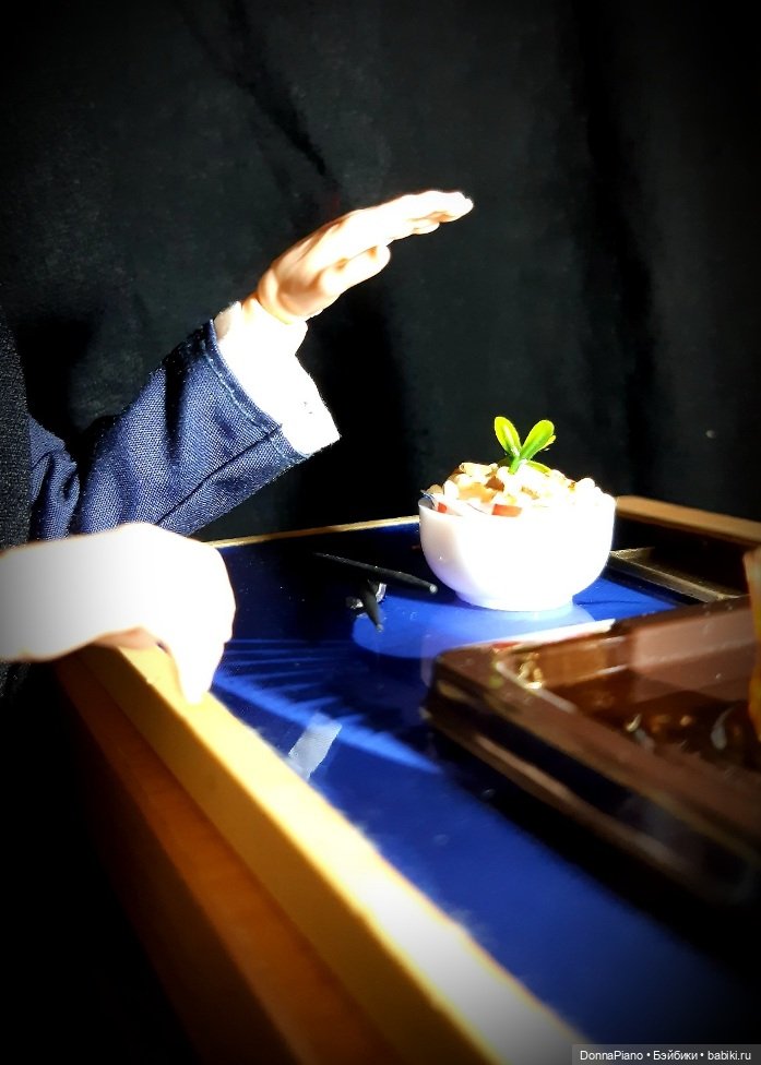 Драконья вечеринка — Кукольные фотоистории и сериалы: комиксы