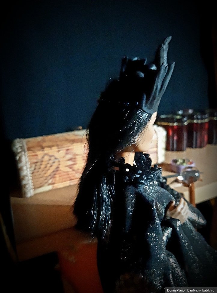 Драконья вечеринка — Кукольные фотоистории и сериалы: комиксы