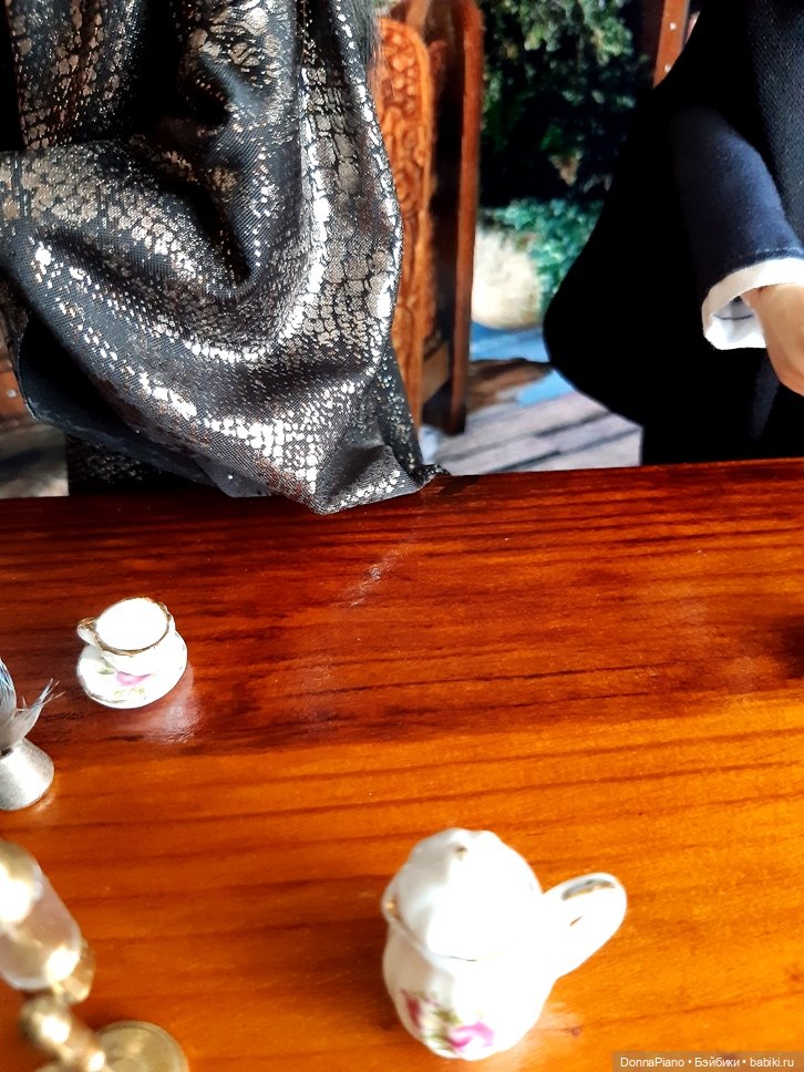 Ещё одна сделка — Кукольные фотоистории и сериалы: комиксы