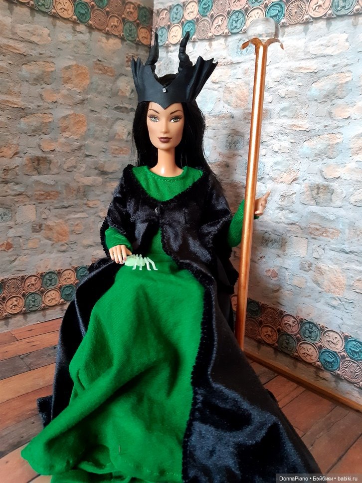 Красное vs Зелёное — Куклы Integrity Toys (Интегрити): Poppy Parker