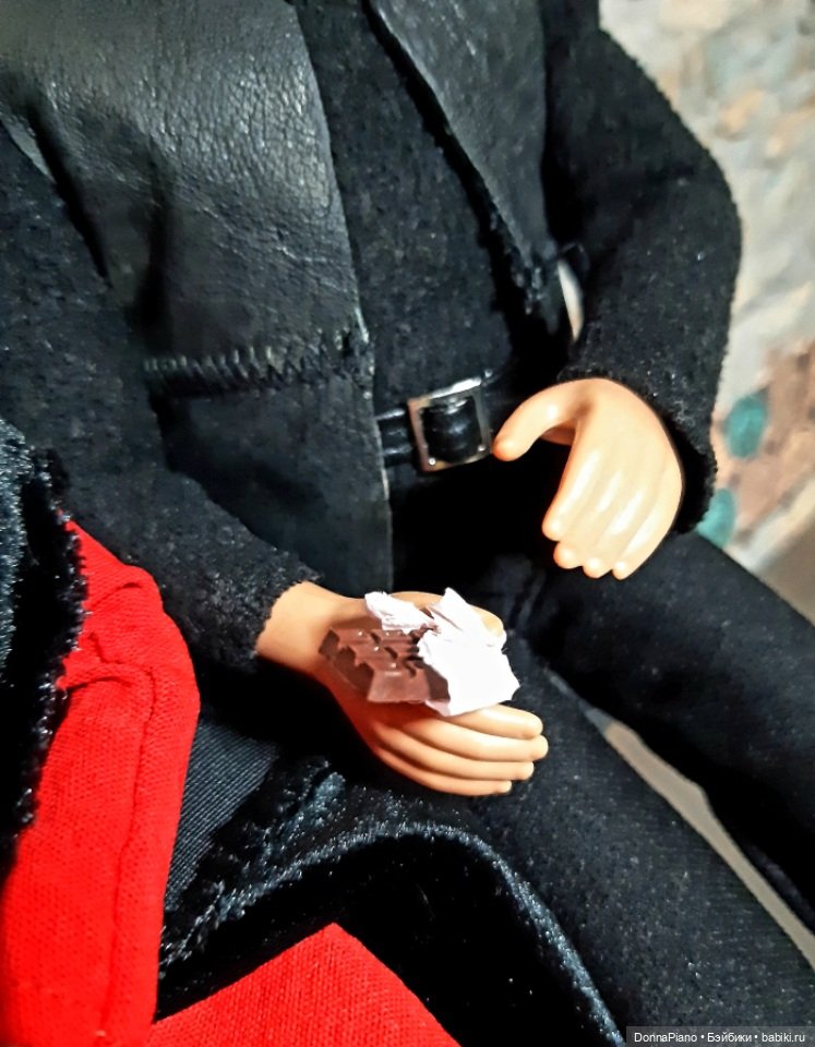 На остывающем пепле — Кукольные фотоистории и сериалы: комиксы