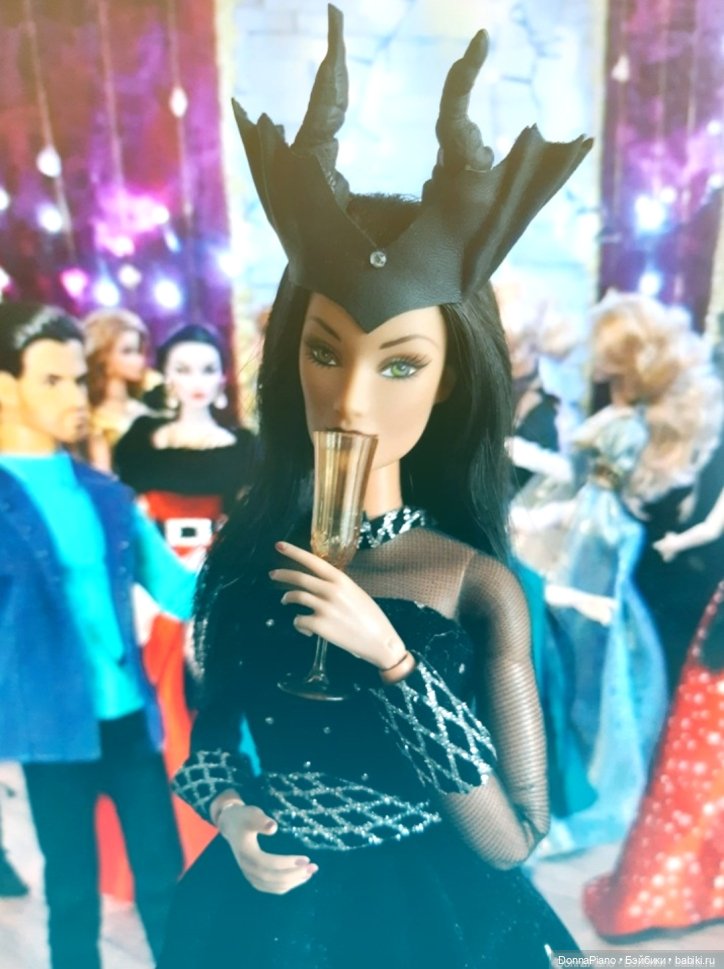 Золотая жила — Кукольные фотоистории и сериалы: комиксы