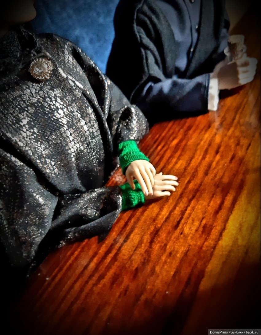 Флакон с неизвестным — Кукольные фотоистории и сериалы: комиксы