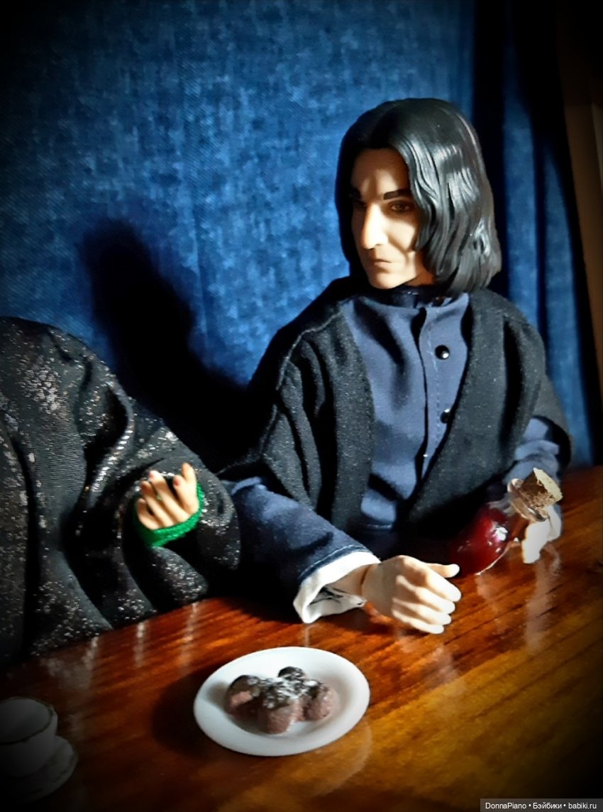 Флакон с неизвестным — Кукольные фотоистории и сериалы: комиксы