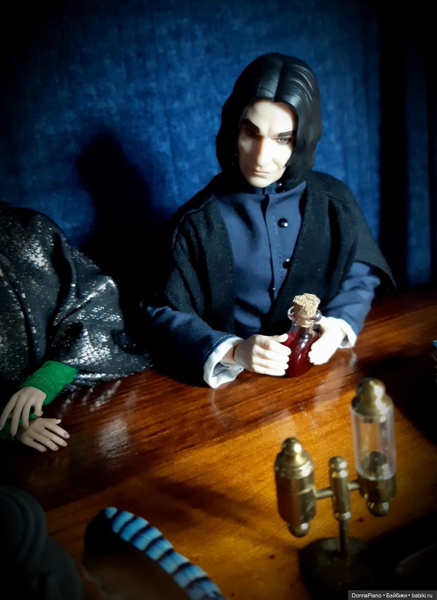 Флакон с неизвестным — Кукольные фотоистории и сериалы: комиксы