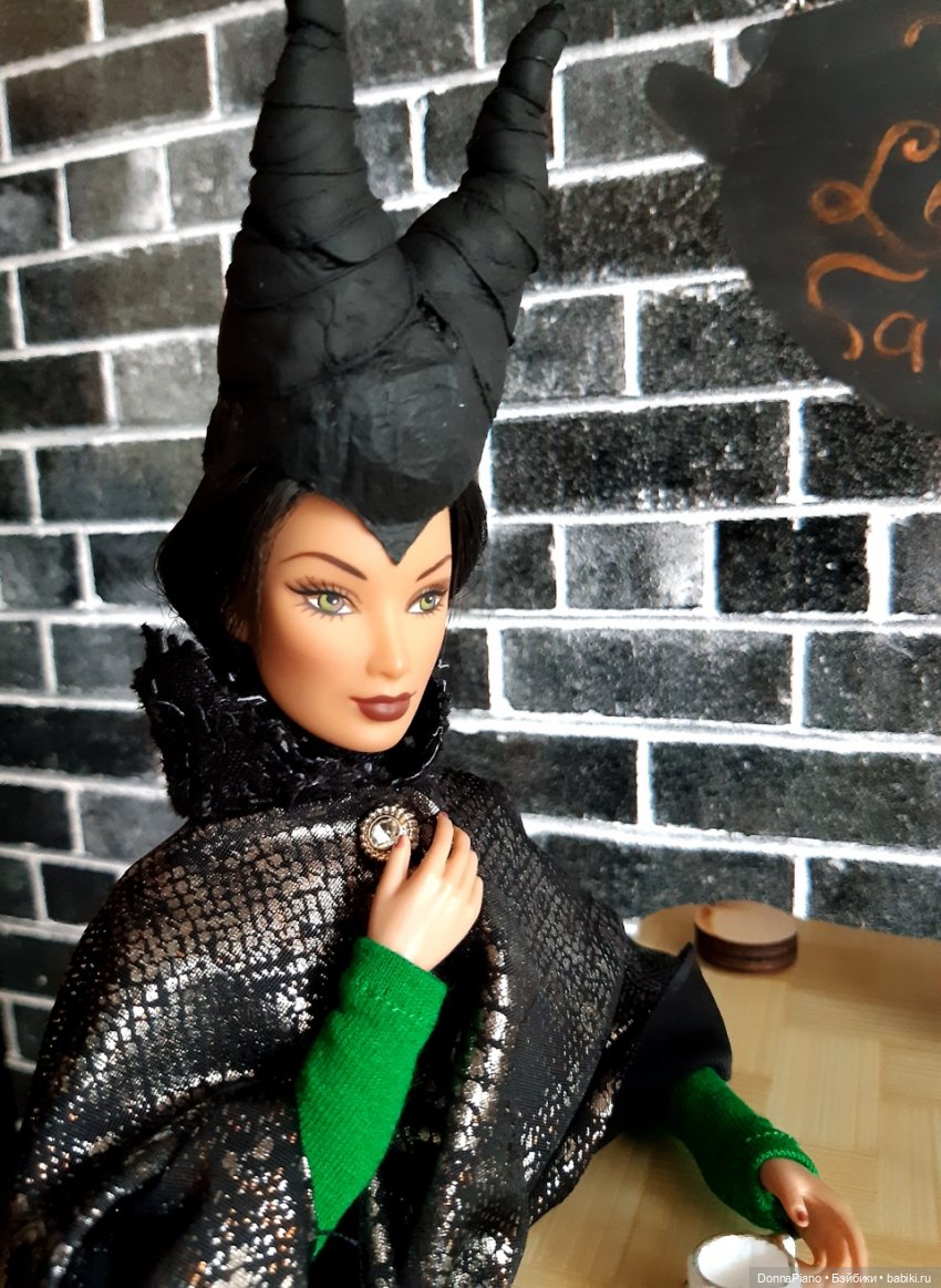 О тонких материях — Кукольные фотоистории и сериалы: комиксы