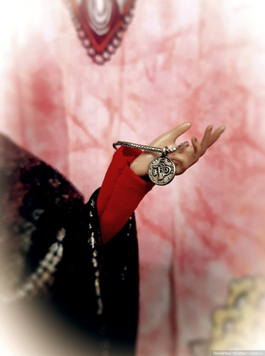 О тонких материях — Кукольные фотоистории и сериалы: комиксы