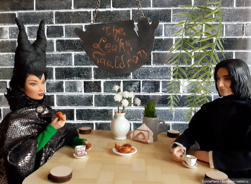 О тонких материях — Кукольные фотоистории и сериалы: комиксы