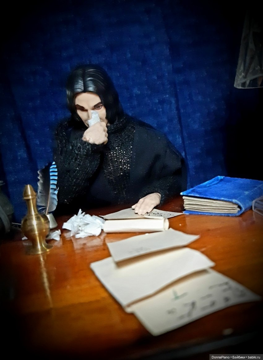 Горы дел и носовых платков (фото 10)