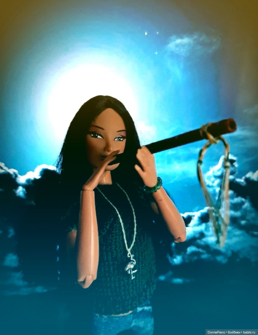 Luna — The Moon Represents My Heart