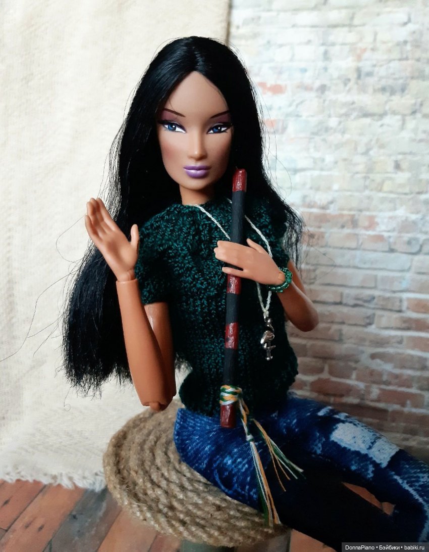 Luna — The Moon Represents My Heart