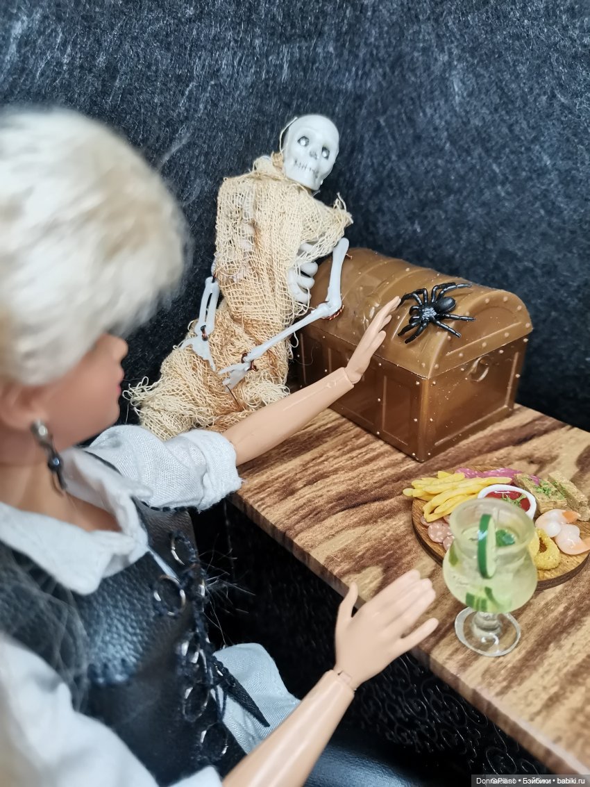 На Летучем Голландце — Кукольные фотоистории и сериалы: комиксы