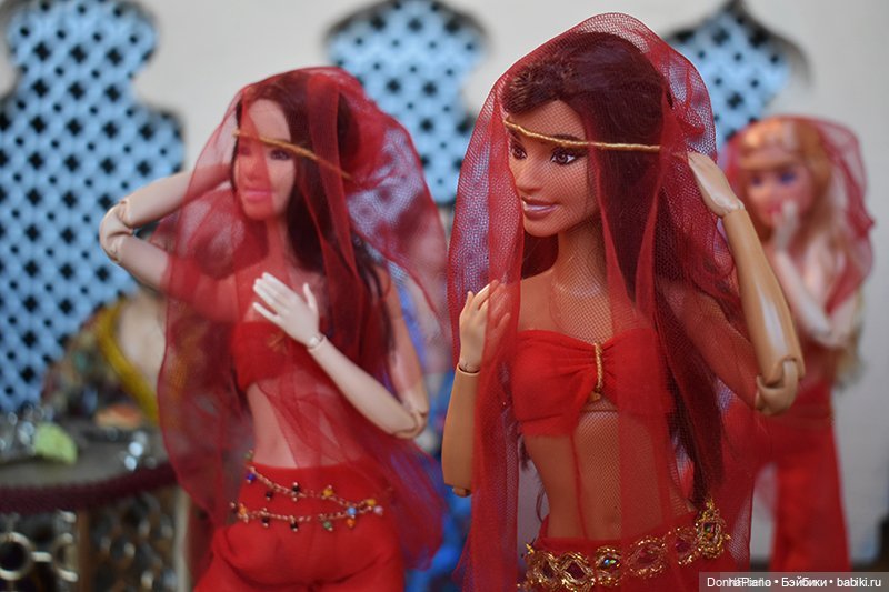 Одна ночь вместо тысячи — Кукольные фотоистории и сериалы: комиксы