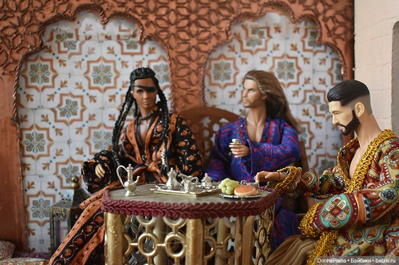 Одна ночь вместо тысячи — Кукольные фотоистории и сериалы: комиксы