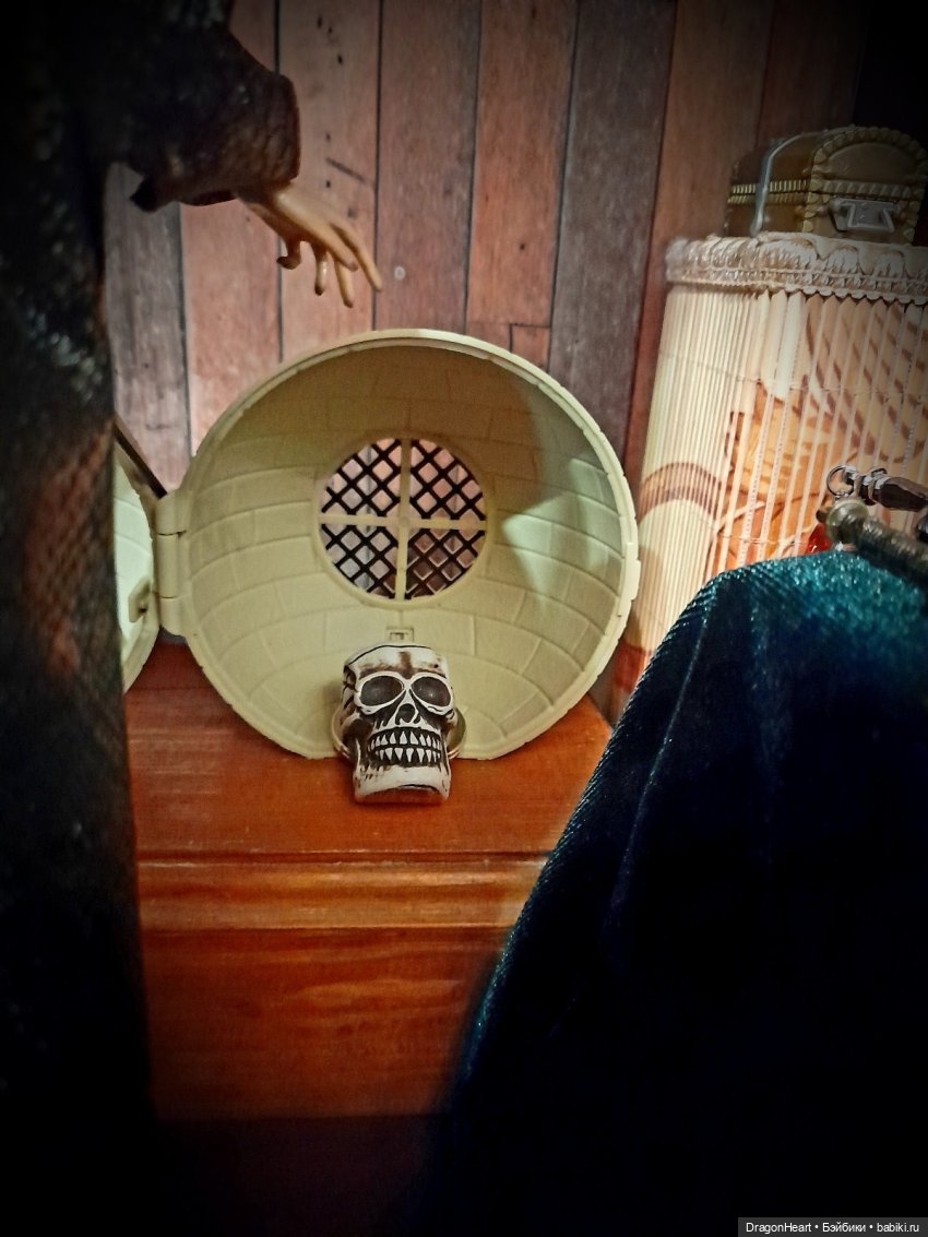 Стервятники | Бэйбики Стервятники — Кукольные фотоистории и сериалы: комиксы