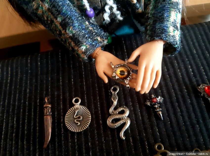 Глаз Правды — Кукольные фотоистории и сериалы: комиксы