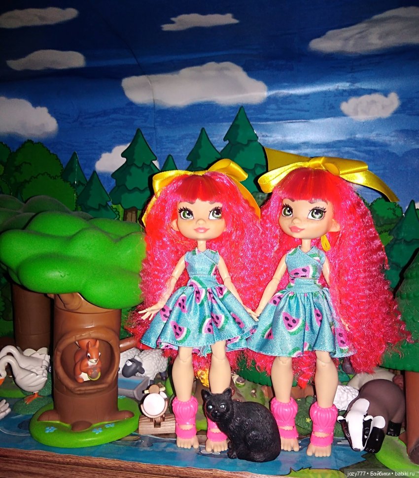 Был у меня период, когда всего в двух экземплярах хотелось!