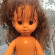 Помогите, пожалуйста, опознать куклу