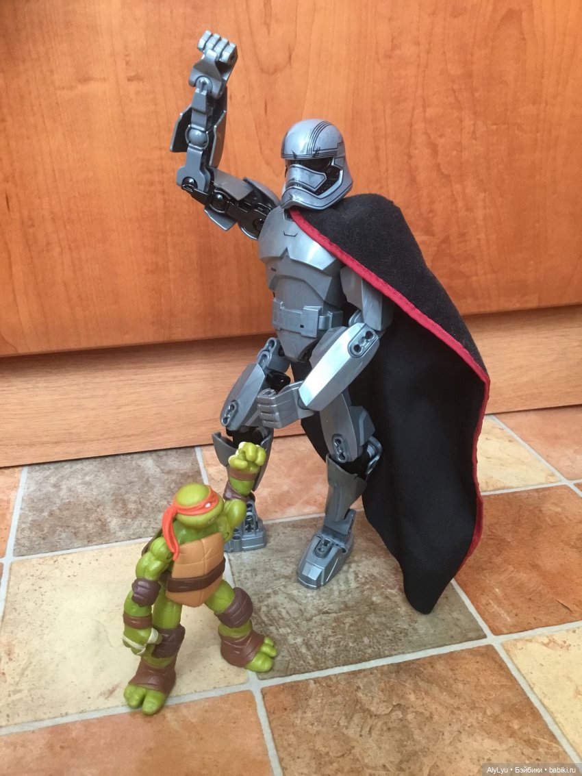 Капитан Фазма — Коллекционные экшн (фото 3)