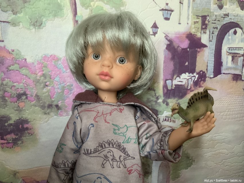 Портрет Серёжи / Серёжа и динозавр (фото 2)