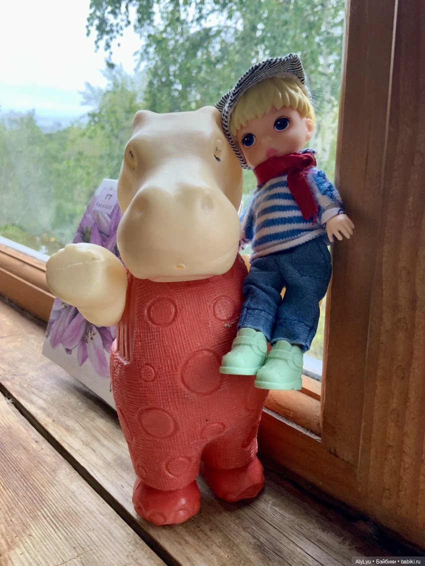 Томми и его портрет — Разные шарнирные куклы (не БЖД): редкие