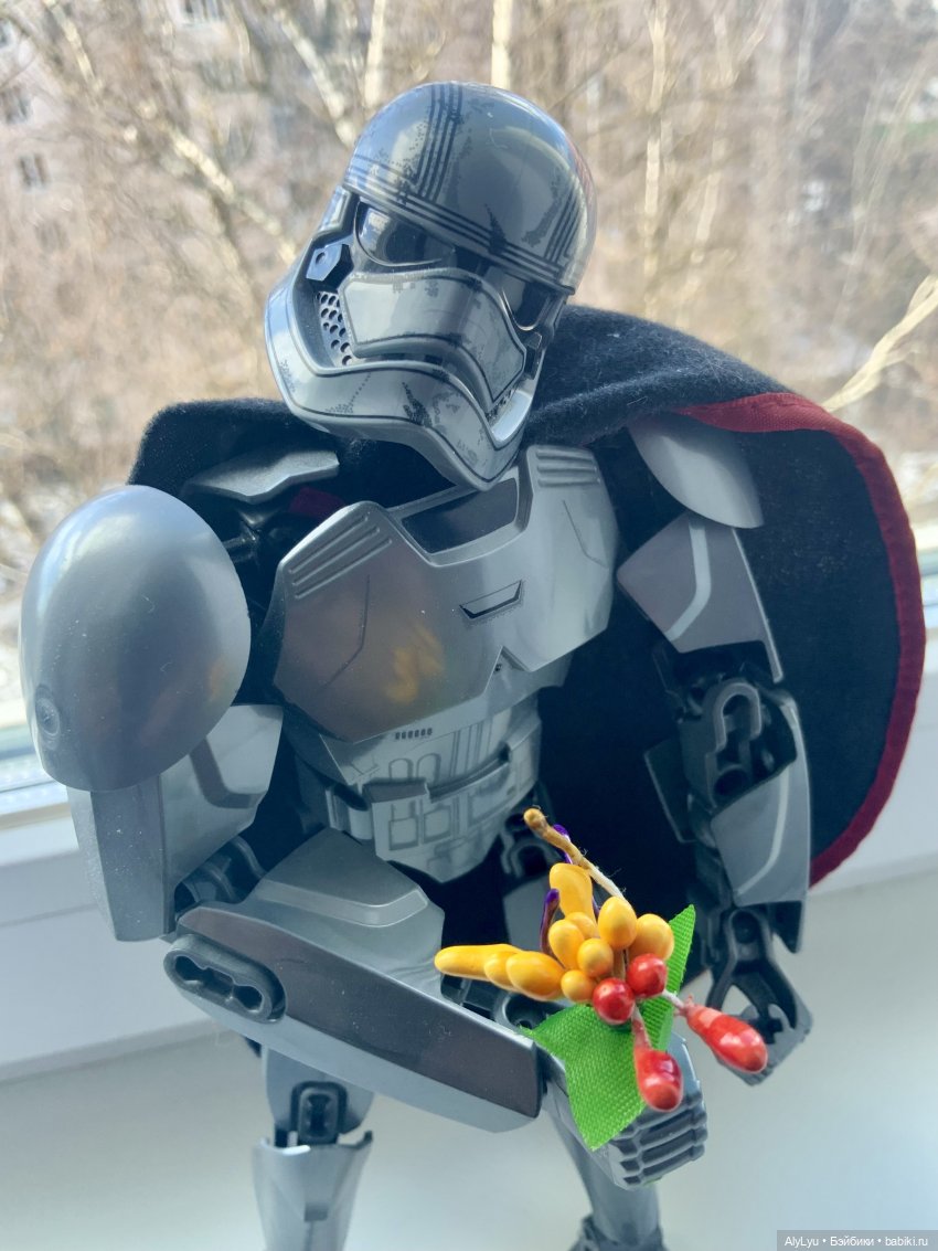 С Днём Космонавтики — Коллекционные экшн