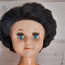 Опознать двух девочек из СССР