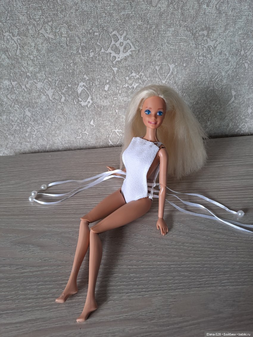 Черное и белое — Одежда и обувь для кукол своими руками: фото