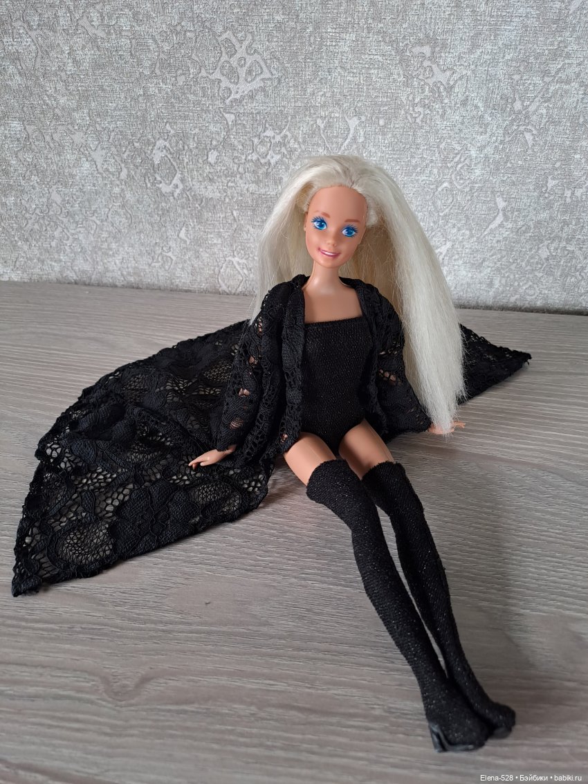 Черное и белое — Одежда и обувь для кукол своими руками: фото (фото 5)