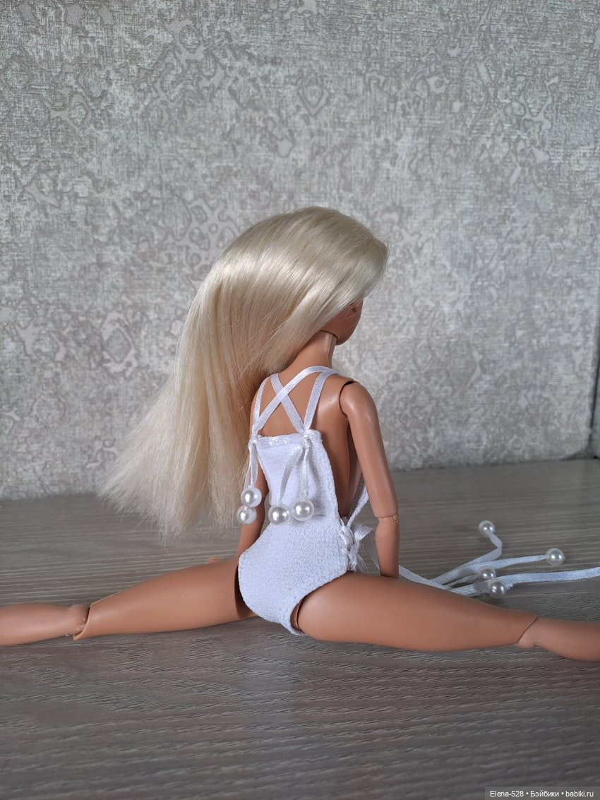 Черное и белое — Одежда и обувь для кукол своими руками: фото