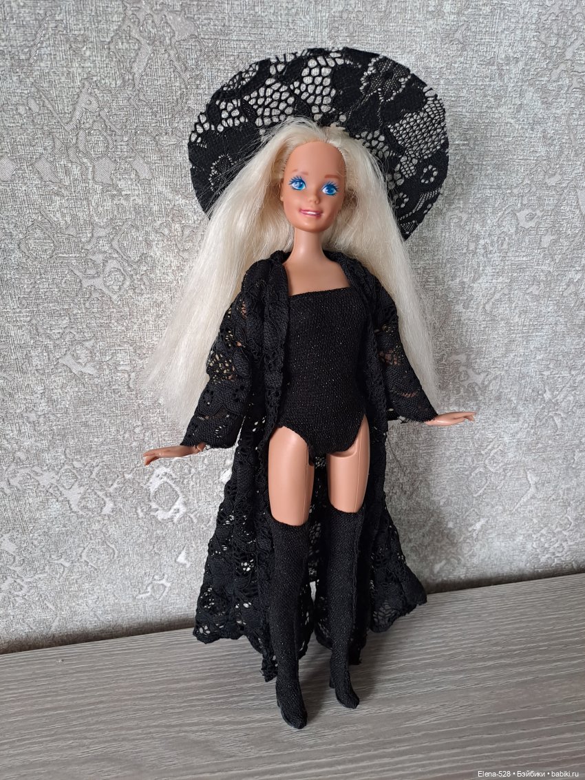 Черное и белое — Одежда и обувь для кукол своими руками: фото (фото 6)