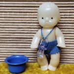 Пупсик времён СССР с пустышкой и горшочком