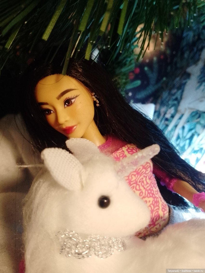 Год белого единорога — Куклы Barbie (Барби): Looks (фото 9)