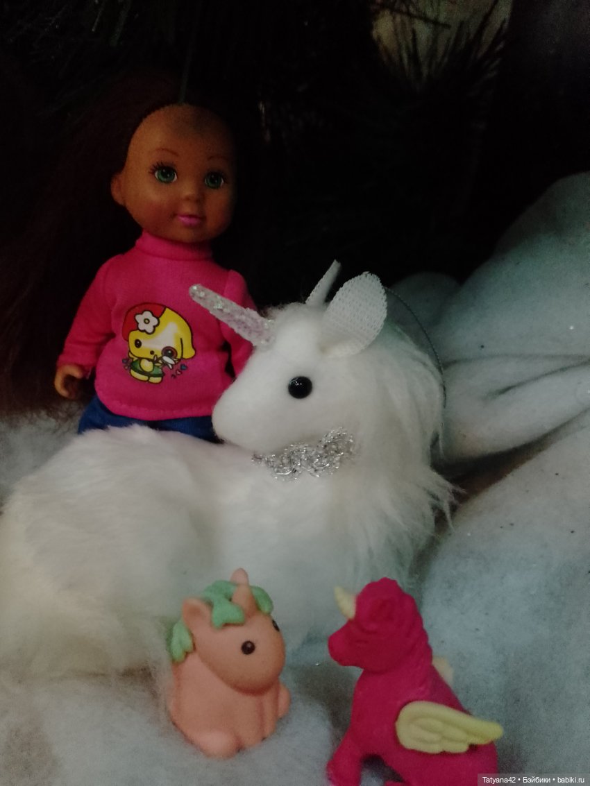 Год белого единорога — Куклы Barbie (Барби): Looks