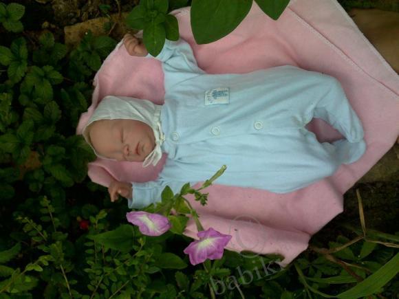 Моя малютка Сонечка: она же Леа, она же Кайрин - одна из четверни Стефани Саливан