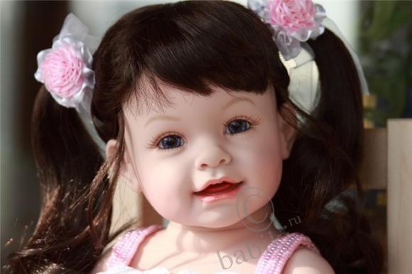 Клубная Флора приехала - кукла Адора