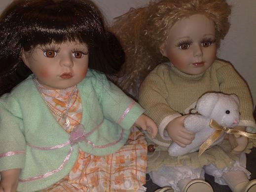 Наши фарфоровые куколки, домашнее фото (фото 3)