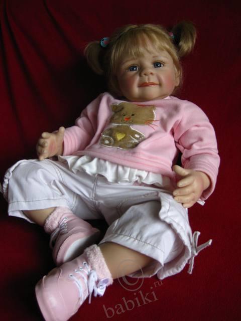 У нас новенькая. Добавила фотографии - кукла Джуди от Моники Левениг