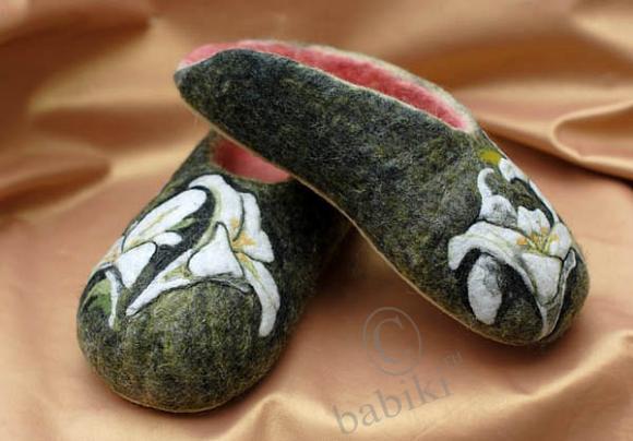 Тапки войлочные "Лилии" — Другие хобби и увлечения: сад (фото 5)