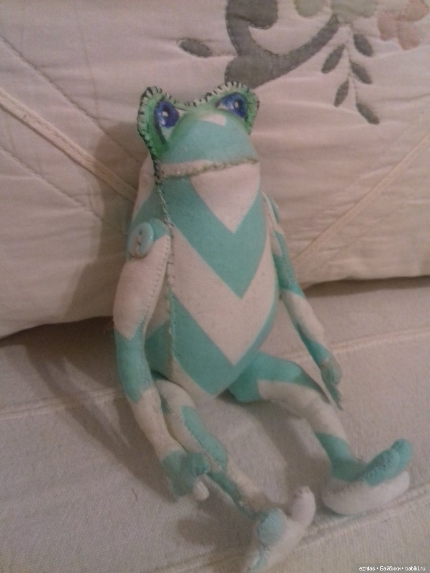 Лягушонок — Наши хобби и творчество: вышивка