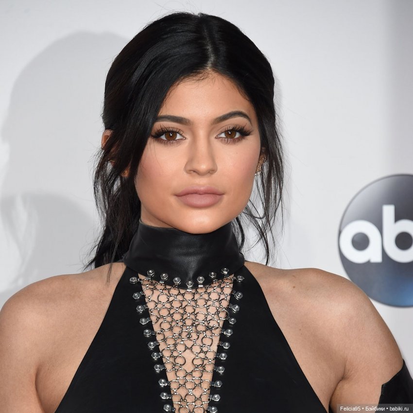 Как я делала Кайли Дженнер или немецкий офицер Verycool (фото 4)